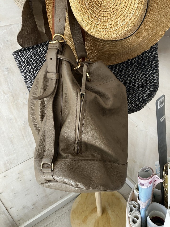 See by CHLOE  Leather Bucket Drawstring Shoulder Bag Tassel Gold Hardware