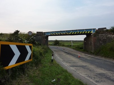 Foto A2 Eisenbahnbrücke über A75 bei Dunragit wegen geringer Kopffreiheit a c2013