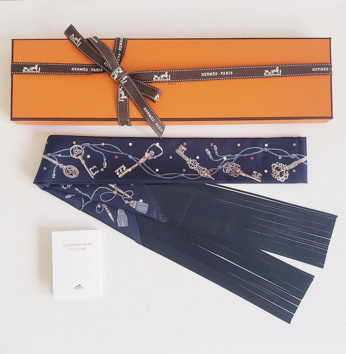 HERMES HERMÈS LEATHER FRINGE TWILLY LES CLES A POIS - BLEU MARINE