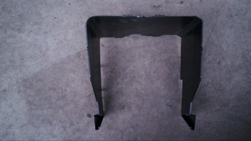 Seitenverkleidung Batteriekasten 1K0915335C 1896 CCM 66 KW VW Golf 1.9 TDI DPF