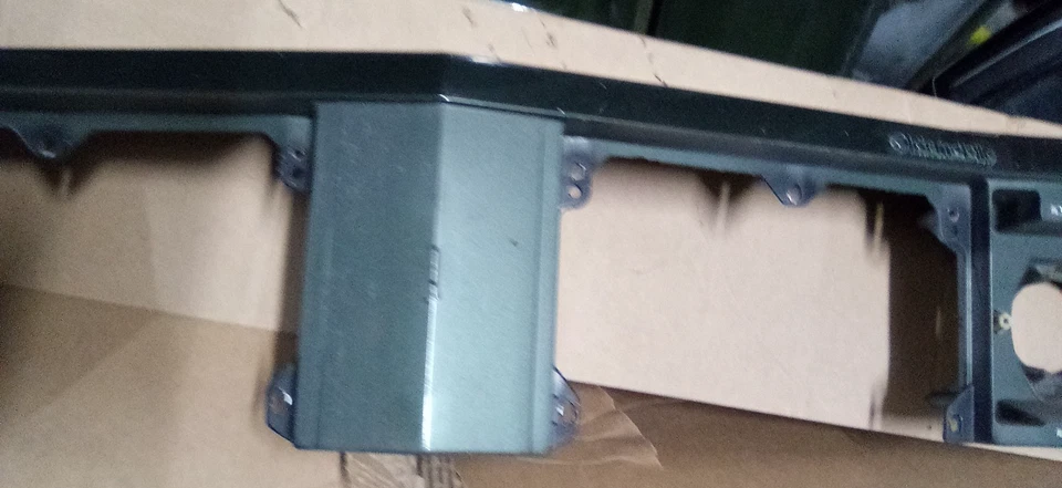 Oldsmobile Delta 88 1985 panel de cabezal desnudo DG  Foto 4 de 4