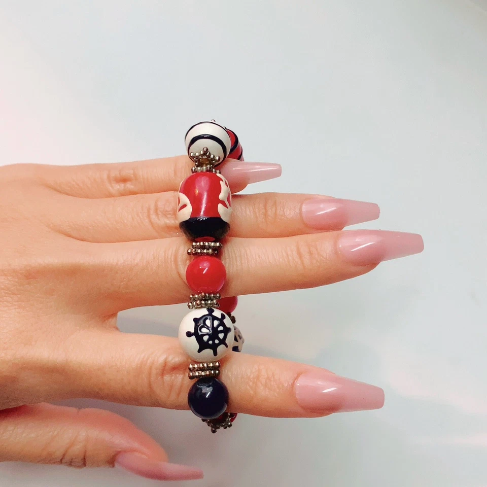 Pulsera de moda con cuentas de cadena azul marino rojo Foto 4 de 4