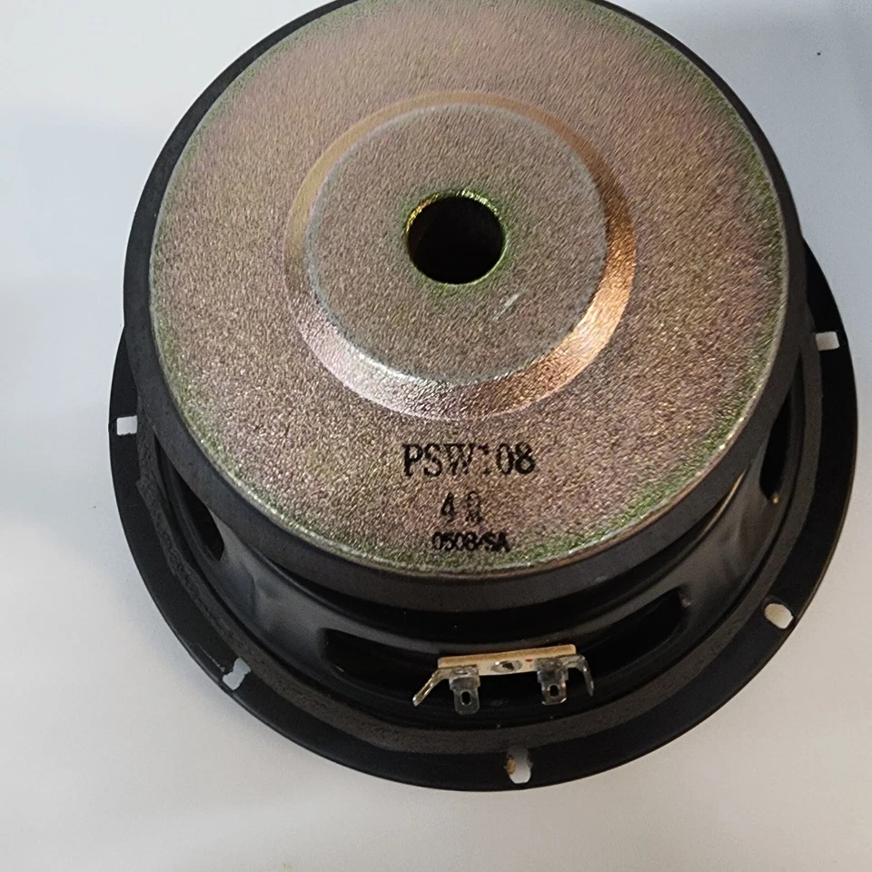 Altavoz subwoofer alimentado Welton USA PSW103 Foto 4 de 4