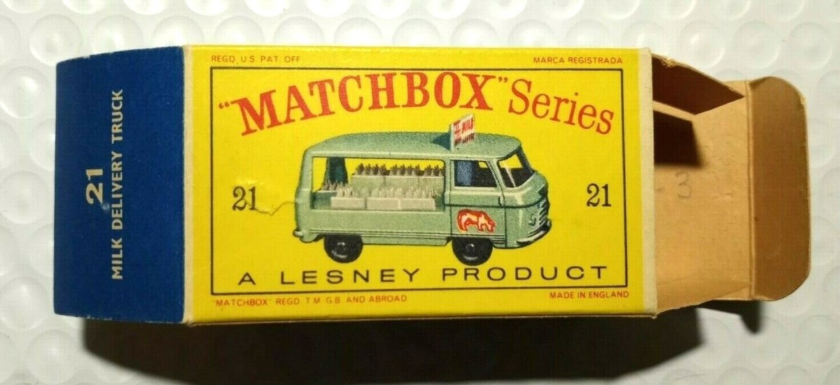 VINTAGE ORIGINAL BOX LESNEY MATCHBOX #21 COMMER MILK DELIVERY
