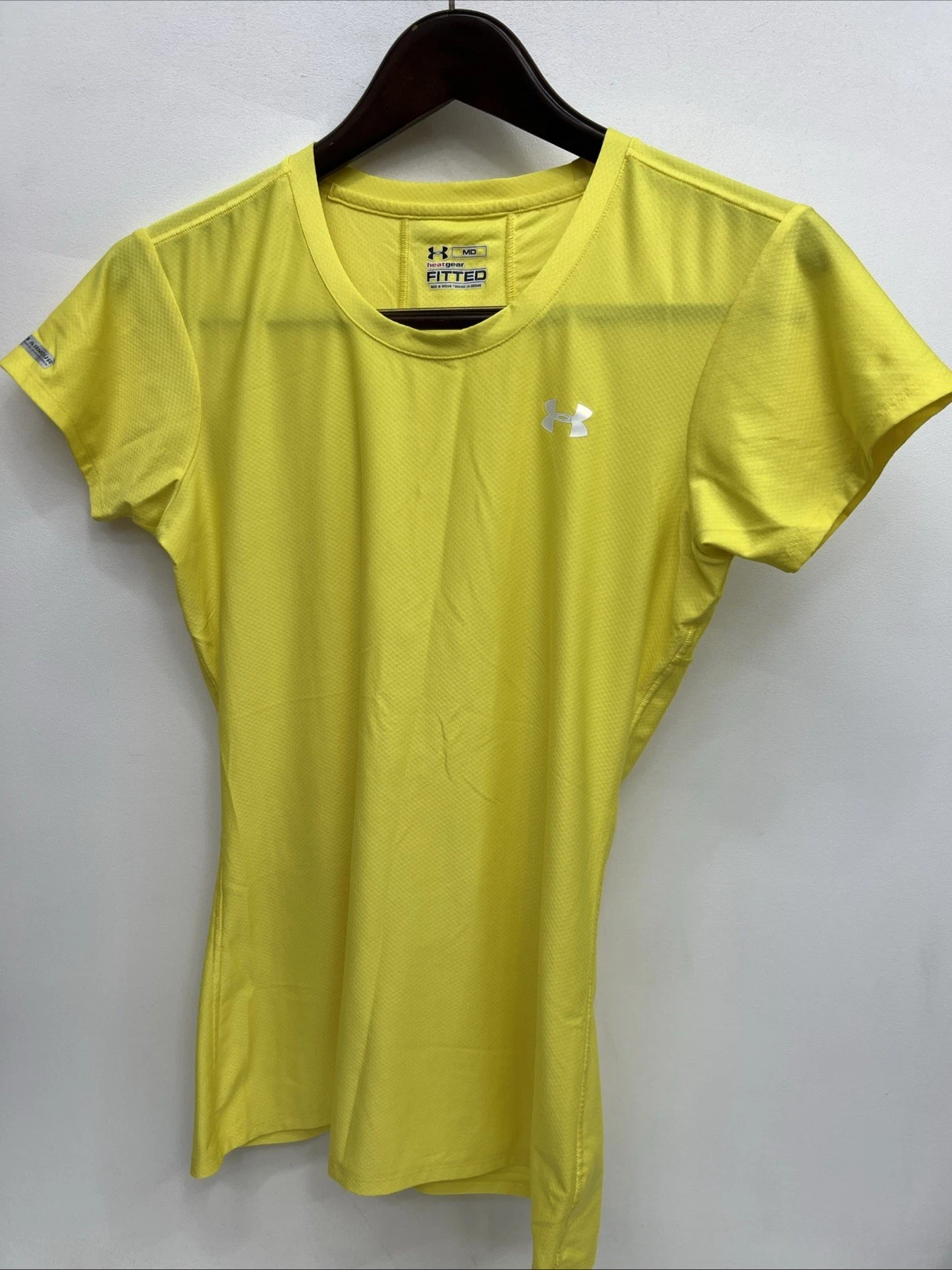 Under Armour Women’s Fitted Heat Gear Yellow T-shirt - Size Medium