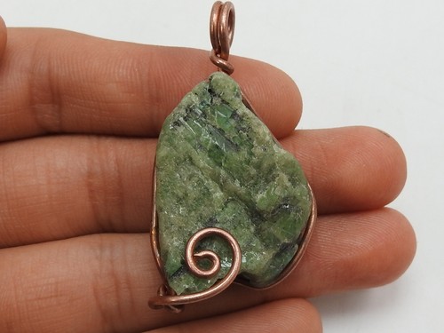 Colgante Esmeralda Áspero Alambre Envuelto Cobre Joyería 35X23X12MM Regalo Personalizado - Imagen 8 de 8