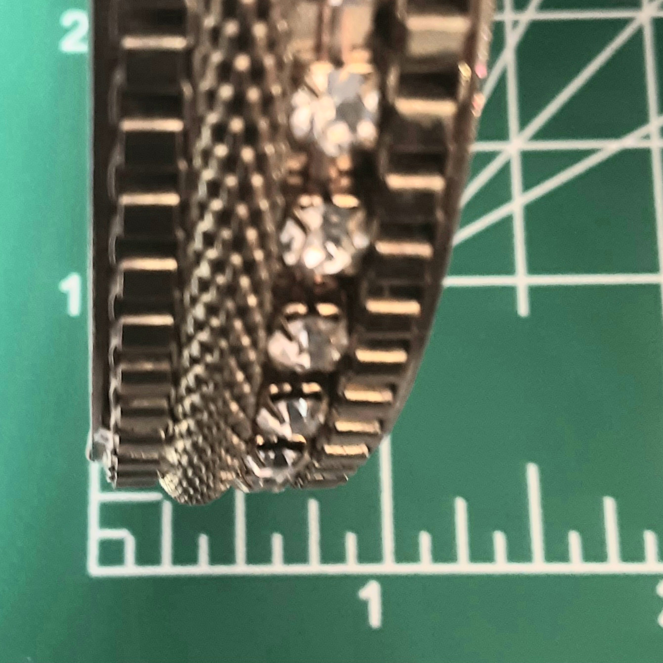 Unsigned Chicos Chunky Bangle Bracelet Brass Tone… - image 8