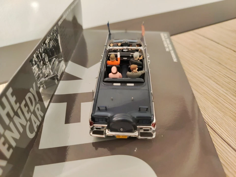 Minichamps 1/43 JFK - 1961 LINCOLN CONTINENTAL PRESIDENTIAL X-100 - Immagine 3 di 4
