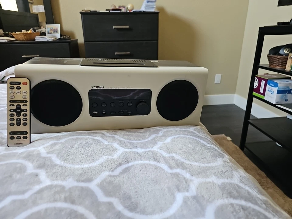 Sistema de audio estéreo de escritorio todo en uno Yamaha TSX-112 CD USB IPod Dock AM/FM AUX Foto 2 de 3