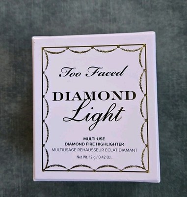 Too Faced ''Diamond Light''  Multi Use Diamond Fire Highlighter  12 g   Neu & OVP