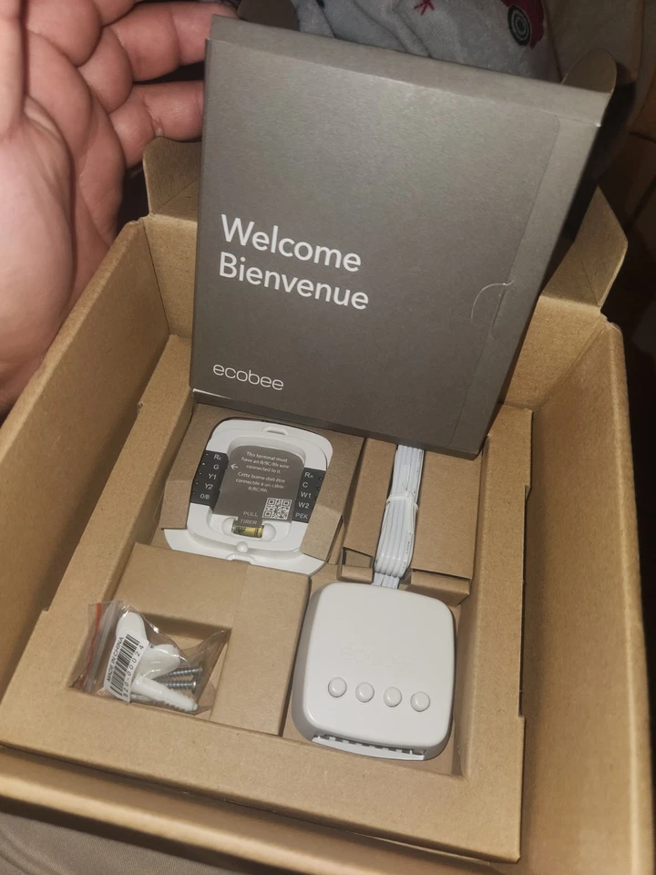 Ecobee3 Lite Smart Thermostat w/ Whole Home Sensors  (EB-STATE3LTVP2-01) - Image 4 of 4