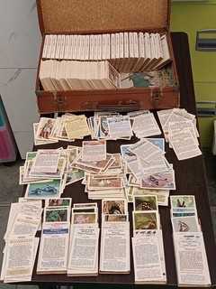 Large Lot Of 2000 Cigar Cards Grandee & Tom Thumb Lots of Full Sets .Exc C