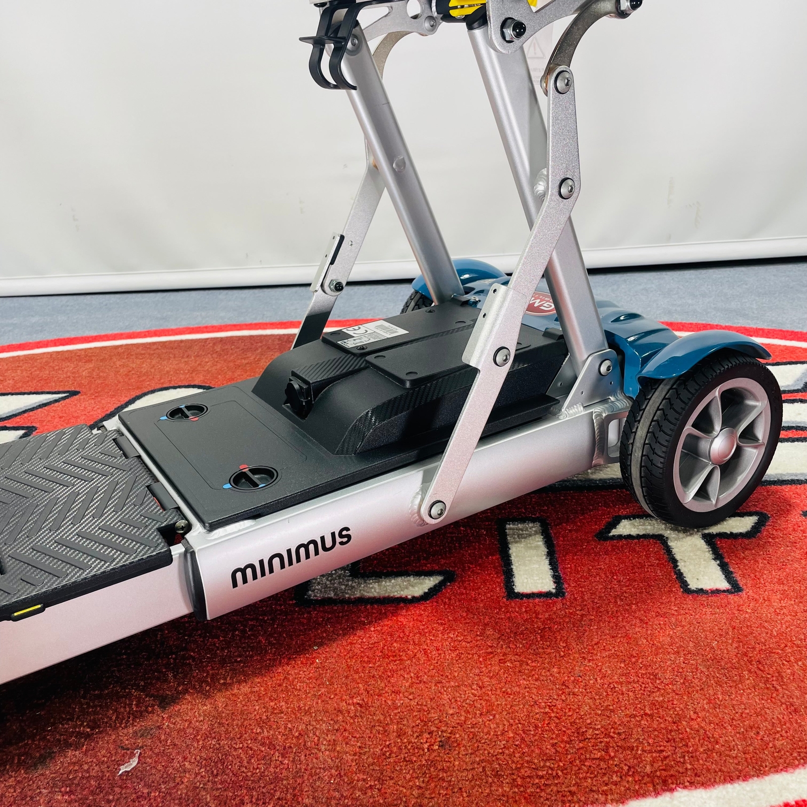 MOBILITY SCOOTER CARECO MINIMUS CAR BOOT PORTABLE FOLDING BUGGY 4MPH