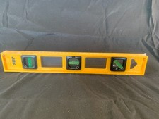 Spirit level and ruler 16 inches 40cm