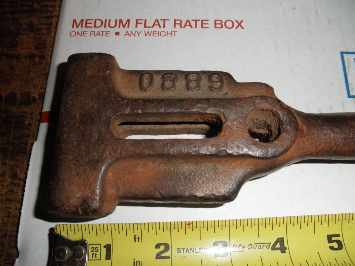 2 vintage Thresher Machine CYLINDER TOOTH STRAIGHTENER & hex
