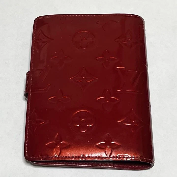 LOUIS VUITTON（LV） Buone condizioni cover notebook Louis Vuitton vernice rossa 14