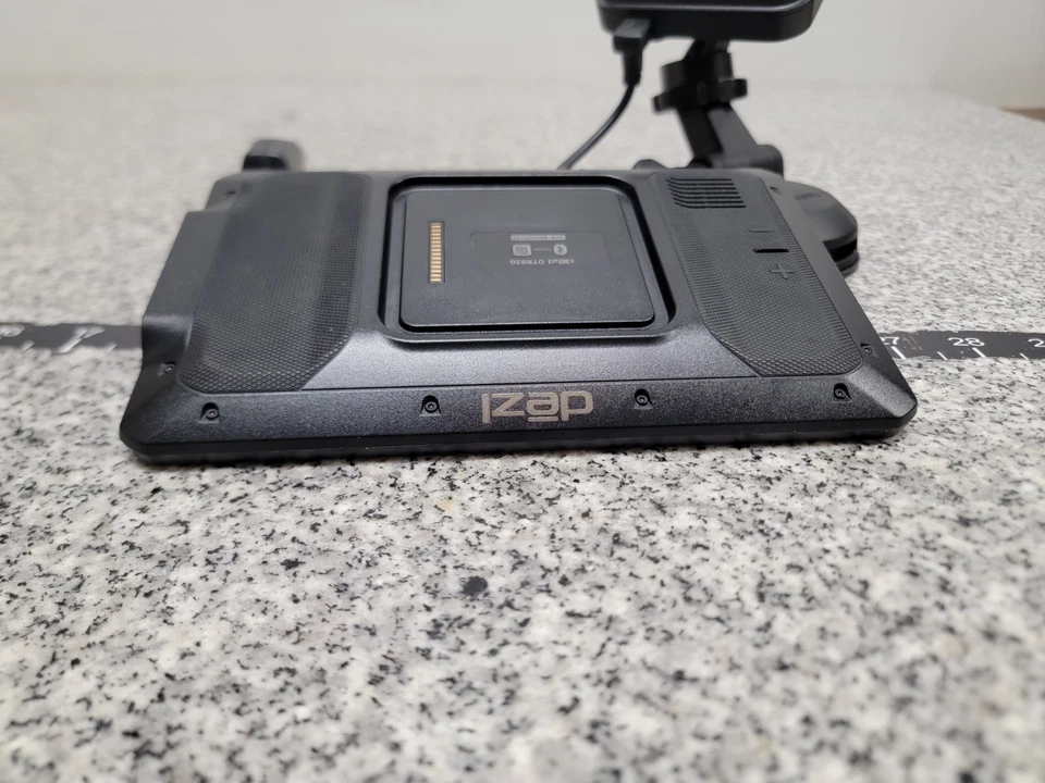 Garmin dezl OTR820 8" Truck GPS Navigation System - Image 3 of 4