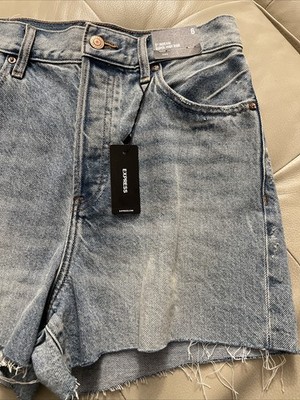 NWT! EXPRESS Classic Rigid Light Blue Denim Shorts Raw Cut Size 6 $68 High Rise
