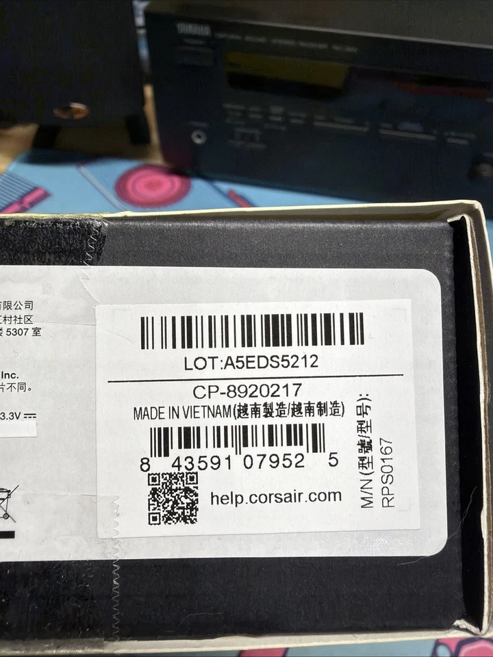 Corsair Individually Sleeved PSU Cables Starter Kit Type 4 Gen 4 - Blue / Black - Image 4 of 4