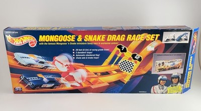 Vintage 1994 Hot Wheels Mongoose & Snake Drag Race Set -New in