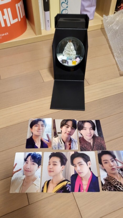 防弾少年団(BTS) - bts MERCH BOX #10 &amp; #11 BTS MERCH BOX #10 OFFICIAL Photocard Snow Ball RM JIN SUGA J