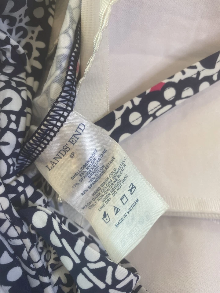 Top Tankini Lands End 6 Petite Blanco Azul Rosa Geométrico Usado en Excelente Condición Foto 3 de 4