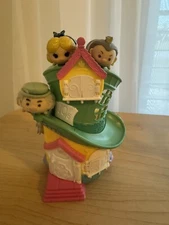 Disney Tsum Tsum Mad Hatter's Hat Shop w/ Mad Hatter, Alice, and Queen of Hearts