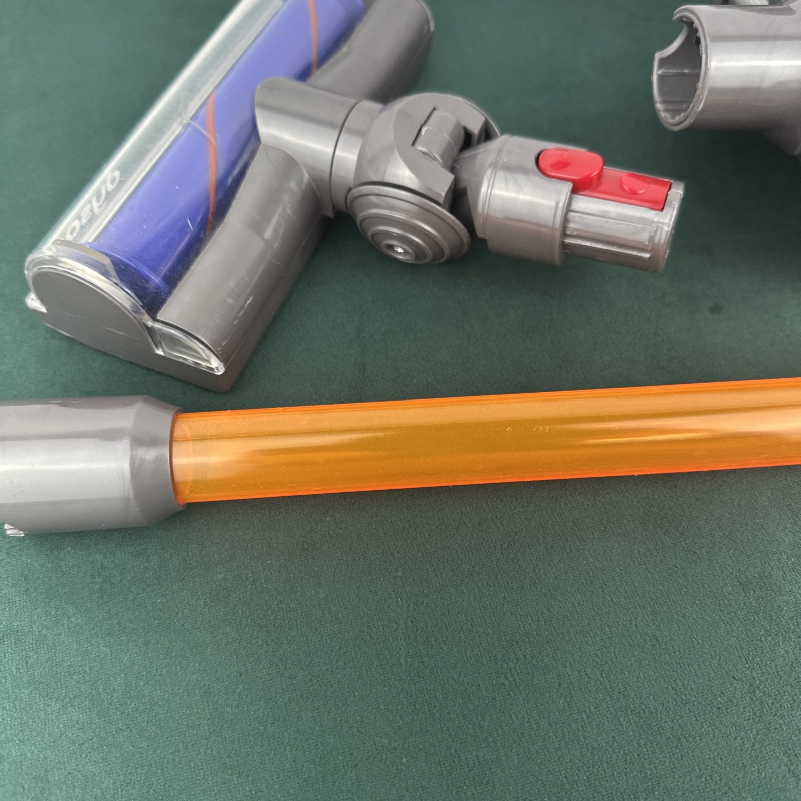 Kids Casdon Dyson Cord Free Handheld Toy Vacuum Cleaner 687-68799 Preowned Works