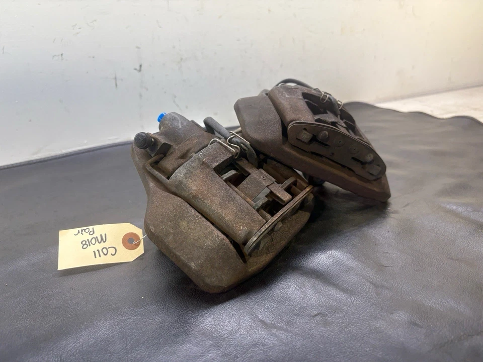 Pinzas de freno traseras Porsche 944  Foto 2 de 4