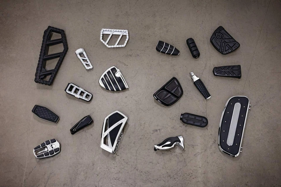 Clavija de llama Kuryakyn sin adaptador de montaje macho cromado | P/N 4417 Foto 3 de 4