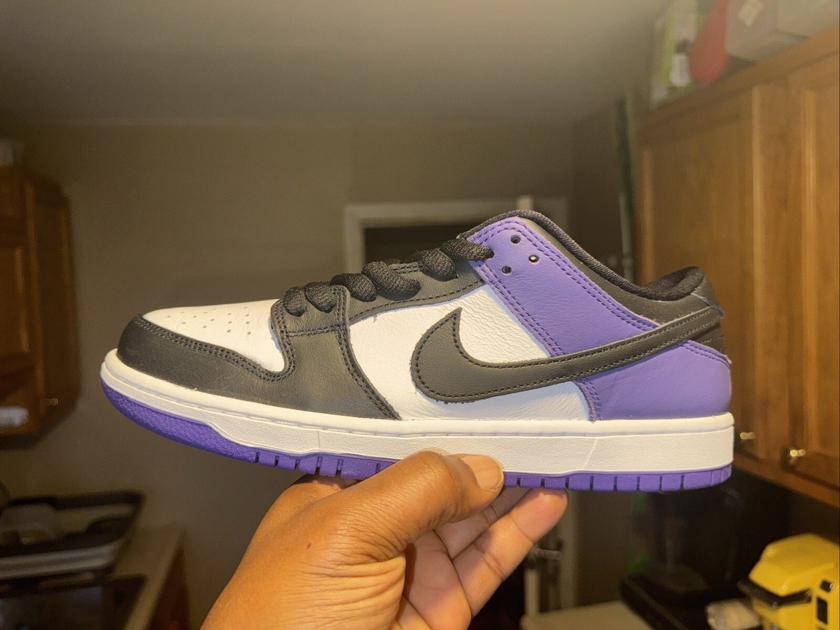 Nike SB Men Purple Sneakers Amazon.com | Violet SB Dunk Low by Nike | Skateboarding main image 2