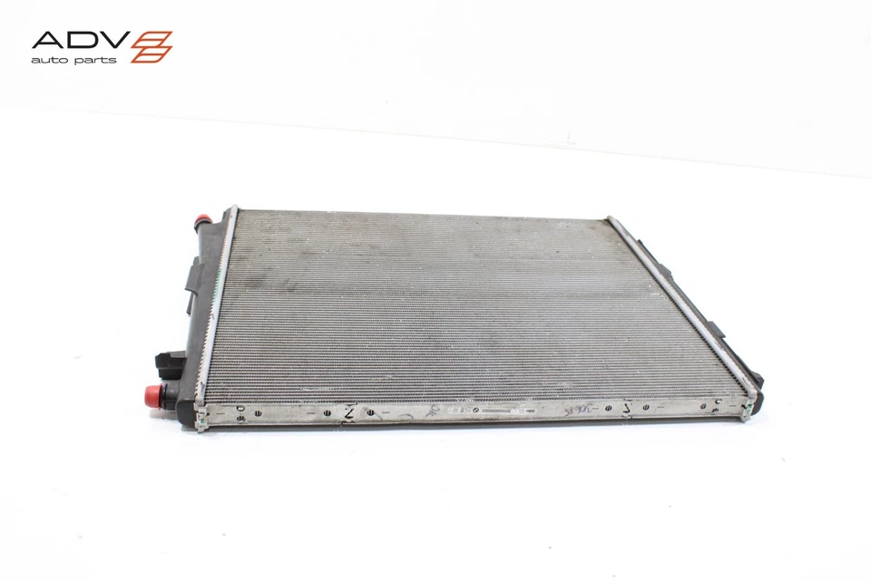 BMW 330i 330e M340i G20 2019-2024 intercooler refrigeración refrigerante radiador OEM Foto 3 de 4