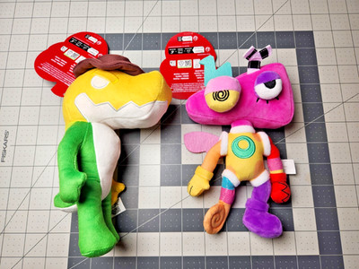 NWT Amazing Digital Circus Official Mini Plush 8'' Zooble + Gummigoo
