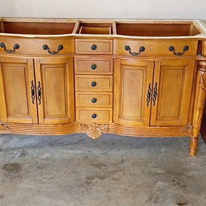Brown Wood Freestanding Sideboard, 4 Doors 6 Drawers Raised Panel Traditional