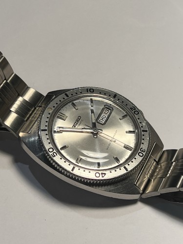 SEIKO VERY RARE VINTAGE SPORT DIVER, 6106-8109, SILVER DIAL, SS, VERY GOOD - Picture 8 of 13