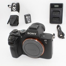 Very Good Sony A7 II Camera Low Shutter Count 1 Year Warranty - BUNDLE