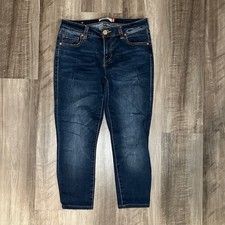 Cabi Original Wash Skinny Jeans - 4 Measures 30x23 