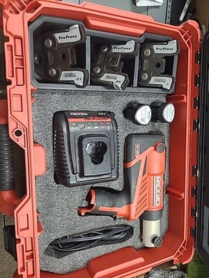 Ridgid 57363 RP241 Pro Press Kit 1/2 -1" w/ Heads 2 Batteries Charger Case | eBay Ridgid 57363 RP241 Pro Press Kit 1/2 -1" w/ Heads 2 Batteries Charger Case | eBay
