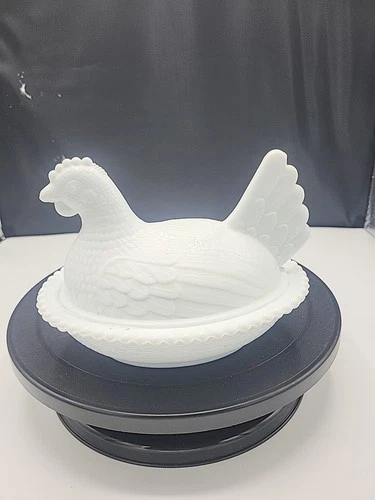 Vintage Indiana Glass Milk Glass Hen on Nest Covered Candy Dish