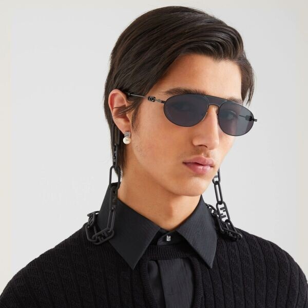 Fendi Men Sunglasses Black Dark Grey Chain Aviator FE40072U-Y 01A 