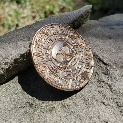 Pirates of the Caribbean Gold Coin Medallion Cursed Aztec  - 1.5'' ~ 1 Coin USA