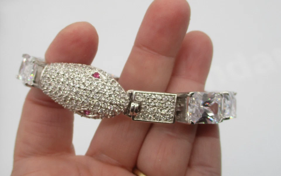 PULSERA DE ESLABONES DE CRISTAL NEGRO con PAVÉ BROCHE DE CABEZA DE SERPIENTE DE CRISTAL DE SWAROVSKI Foto 3 de 4