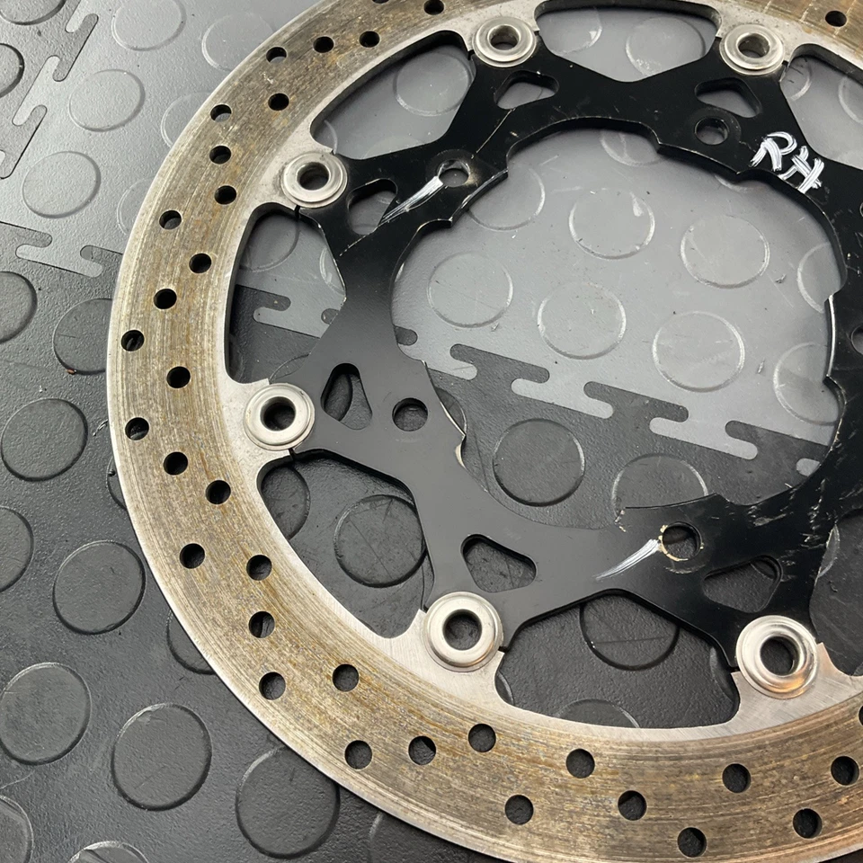 2023-2024 SUZUKI GSX800 R GSX8S Right DISC, FRONT BRAKE 59210-44G11 - Image 2 of 4