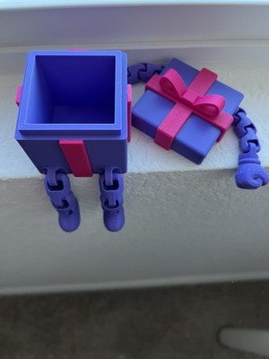 Christmas Present - Articulating - 3d Printed