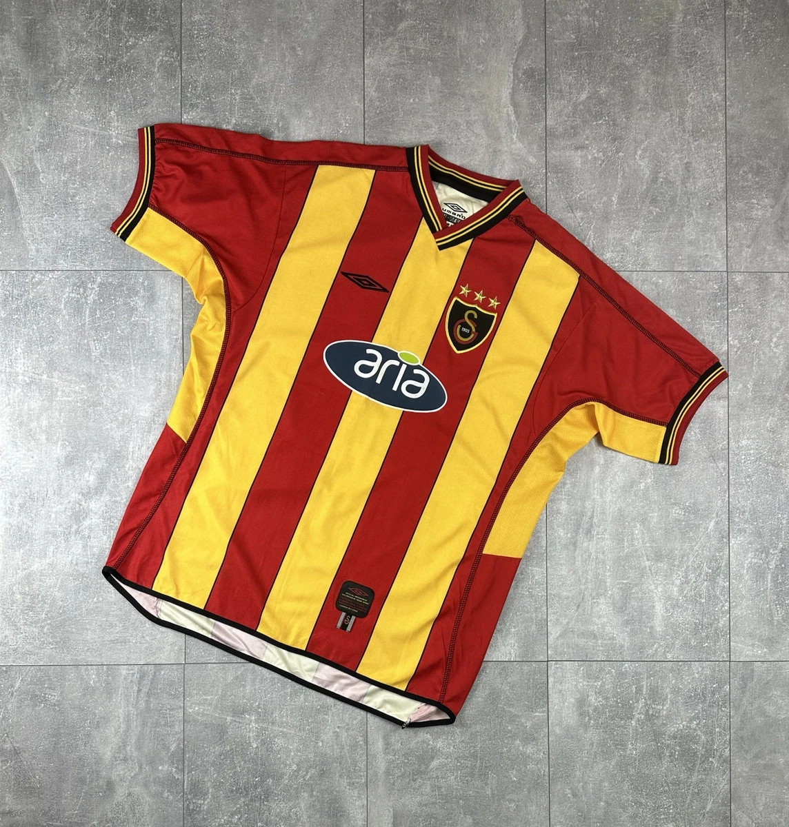 Umbro Galatasaray Memorabilia Football Shirts (Turkish Clubs) for