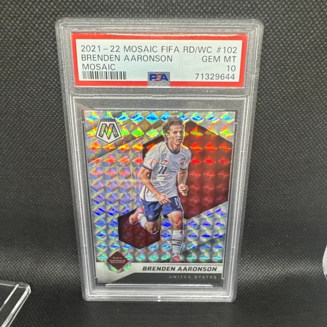 2021-22 Panini Mosaic FIFA Road to World Cup - Brenden Aaronson PSA 10 USMNT