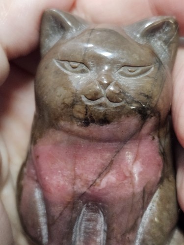 Hand Carved Rhodonite Fat Cat 2" H 191g 