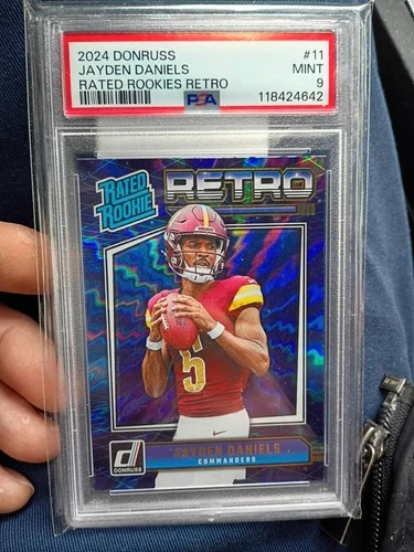 2024 Panini Donruss - Rated Rookie Retro Jayden Daniels #11 (RC)