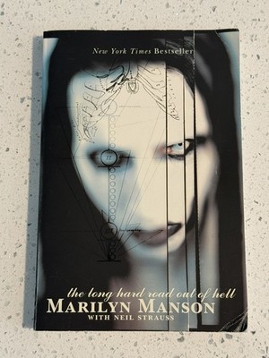 *SIGNED* The Long Hard Road Out of Hell - Paperback Marilyn Manson|Neil Strauss