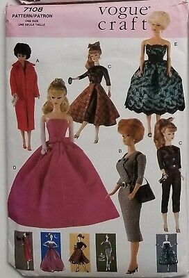 Pin by Yvona Krejčíčková on panenky  Sewing barbie clothes, Diy barbie  clothes, Barbie doll clothing patterns